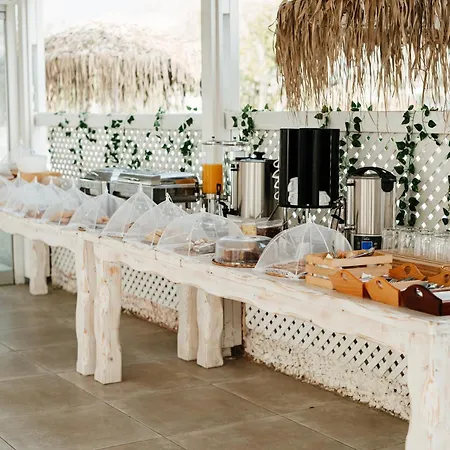 Aspro Phos Santorini Hotel